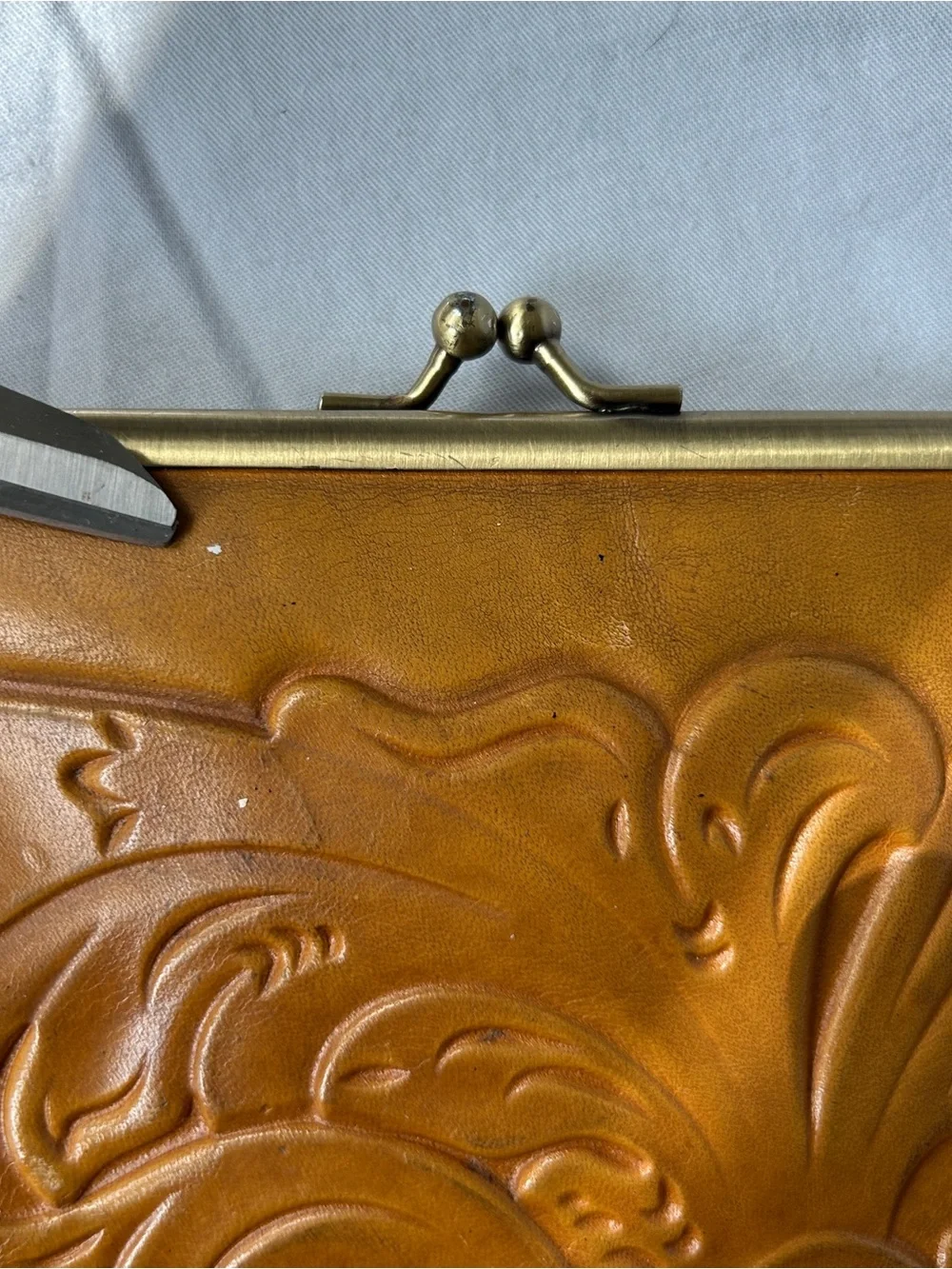 Patricia Nash 100% full-grain tan Italian leather small clutch